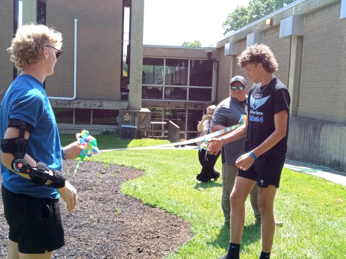 Butterfly garden opens in East Liverpool News, Sports, Jobs Morning